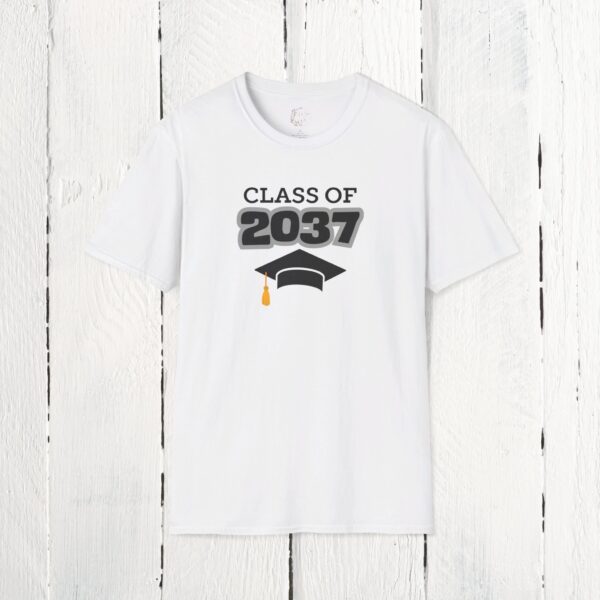 Class of 2037 / New kindergarten kids shirt